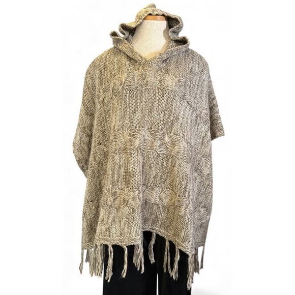 Garage Knit Poncho Hoodie Fringe XS S Oversized Tan Heather Boho Cottage Cosplay - Picture 1 of 7
